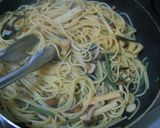 山菜ミックスと麺つゆで作る　和風パスタ作り方5写真