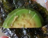 簡単めちゃうま！アボカドのめんつゆ漬け作り方3写真