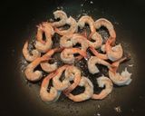 お酒に♪海老とカリフラワーのカレー炒め☆作り方5写真