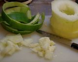 ヘルシー簡単!冬瓜と里芋のお味噌汁作り方1写真