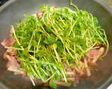ベーコンと豆苗としめじの簡単炒め♪作り方4写真