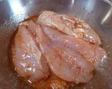 ピリ辛醤油麹の鶏胸肉ソテー作り方2写真