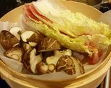 白菜と豚薄切り肉の塩麹蒸し作り方3写真