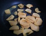 柿のタルトタタン　（炊飯器ケーキ）作り方5写真