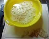 ほんのり洋風✿バター風味の蓮根きんぴら作り方1写真