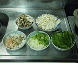かんたん韓国風 海鮮きのこ鍋作り方2写真