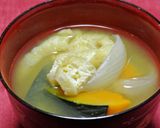 かぼちゃと玉ねぎの味噌汁作り方4写真