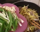 ベトナム風黄色いんげんと葉たまねぎ炒め作り方7写真