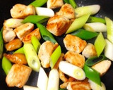 ビールのお供に！鶏とネギの定番おつまみ作り方2写真