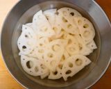 ご飯のお供に！きんぴら蓮根しめじ作り方2写真