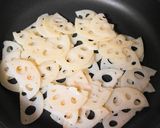 ご飯のお供に！きんぴら蓮根しめじ作り方4写真