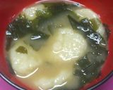 ♡すいとんとﾜｶﾒのお味噌汁♡作り方4写真