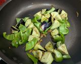 カニカマと豆腐と卵でプーパッポンカリー風作り方1写真