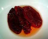ドライトマトとサラミのスパイシーディップ作り方1写真