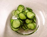定番！きゅうりとわかめの酢のもの…作り方2写真