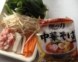 インスタントラーメンで野菜サンマーメン作り方1写真