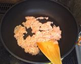 メチャ簡単♪鶏ミンチとピーマンの炒め物✩作り方1写真