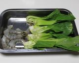 チンゲンサイとエビと春雨の中華煮込み作り方1写真