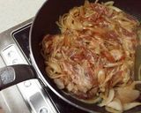豚肉柔らか★ケチャオイソースの洋風豚丼♪作り方3写真