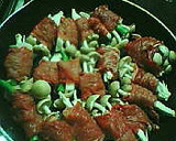 大粒しめじと長芋の☆牛薄切り肉巻き作り方2写真