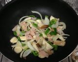 簡単コンソメ醤油パスタ☆作り方1写真