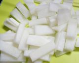 大根とひき肉のピリ辛味噌炒め作り方1写真