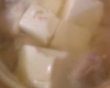 鶏もも肉と絹ごし豆腐と長ねぎの３点鍋作り方4写真