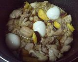 鶏ももとサツマイモと卵のほっこり甘辛煮作り方3写真