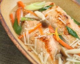 ほんのり柚子風味！鮭のきのこ餡かけ作り方4写真