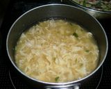 コンソメ玉子スープ作り方1写真