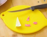 ６ｐチーズのサンタさん(キャラ弁に）作り方5写真