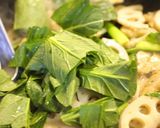 蓮根と豚ヒレ肉の中華風きんぴら。作り方9写真