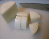 鶏肉と冷凍大根で時短な煮物♡作り方1写真