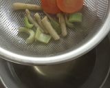 セロリと芽キャベツのバター炒め蒸し作り方2写真