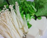 鶏つくねでとろとろオカズ鍋★作り方3写真
