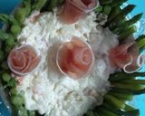 華やかに!生ハムローズの花束作り方7写真