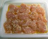 塩麹でマリネした鶏むね肉でヘルシーポトフ作り方1写真
