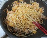 簡単　美味しい～♪キムチ焼きうどん♪作り方4写真