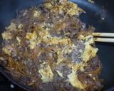 牛ケチャ玉炒め作り方5写真