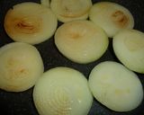 ミートソースの残りで玉ねぎステーキピザ作り方2写真