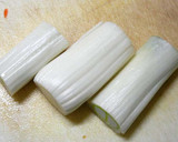 下仁田ネギのオイル焼き・ニンニク風味作り方1写真