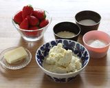 いちごとアイスとクランブルのデザート☆作り方1写真