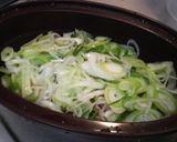 シリコンスチーマーで！材料はネギと豚肉！作り方2写真