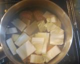 鶏団子と韓国春雨の食べる中華風スープ作り方4写真