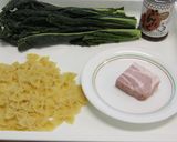 黒キャベツとベーコンのパスタ作り方1写真