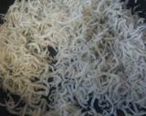 ごま香る~たっぷりしらすとニラの塩パスタ作り方2写真