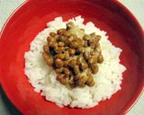 豚汁と納豆をぶっかけたごはん作り方1写真