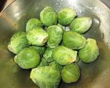 *簡単！芽キャベツの味噌マヨネーズあえ*作り方1写真