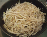 ヘルシー♪もやしと糸こんの甘味噌炒め作り方3写真