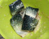 鯖の竜田焼き～ほうれん草の胡麻和え添え作り方2写真